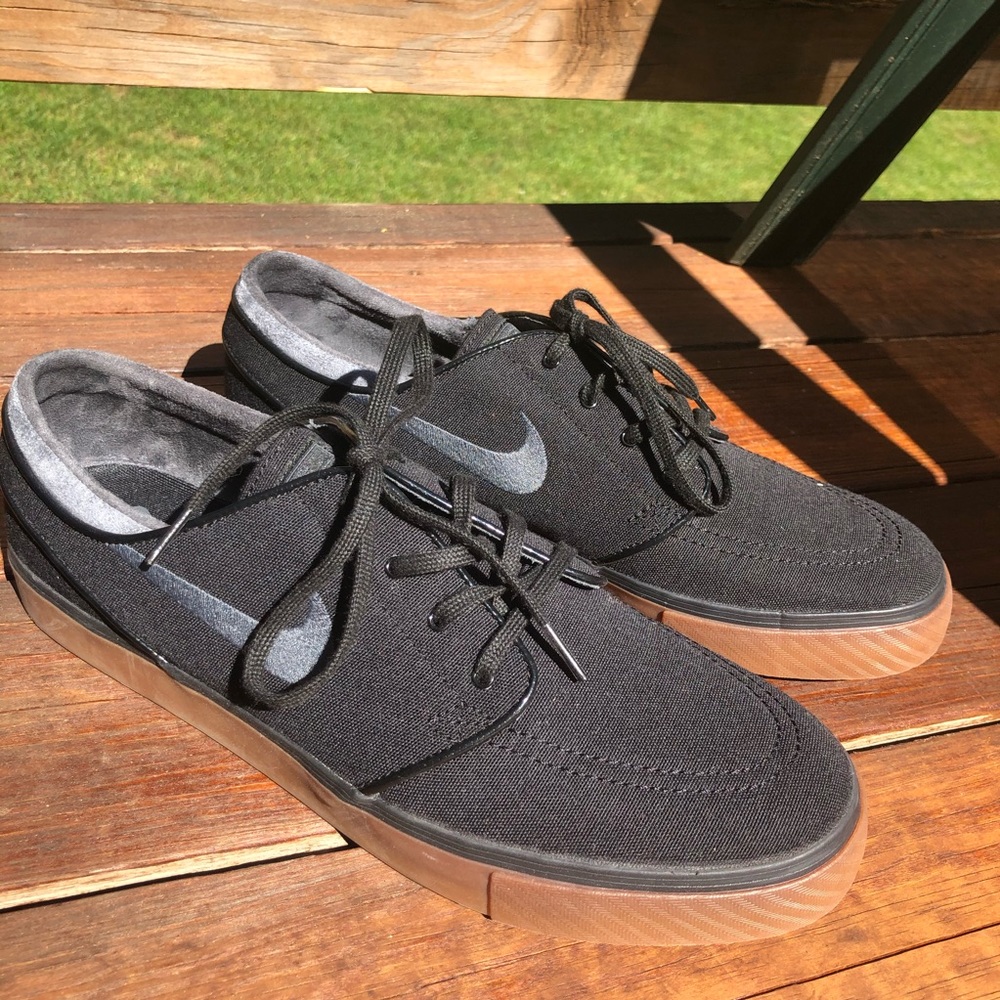 Nike SB Zoom Air Stefan Janoski Canvas Shoes